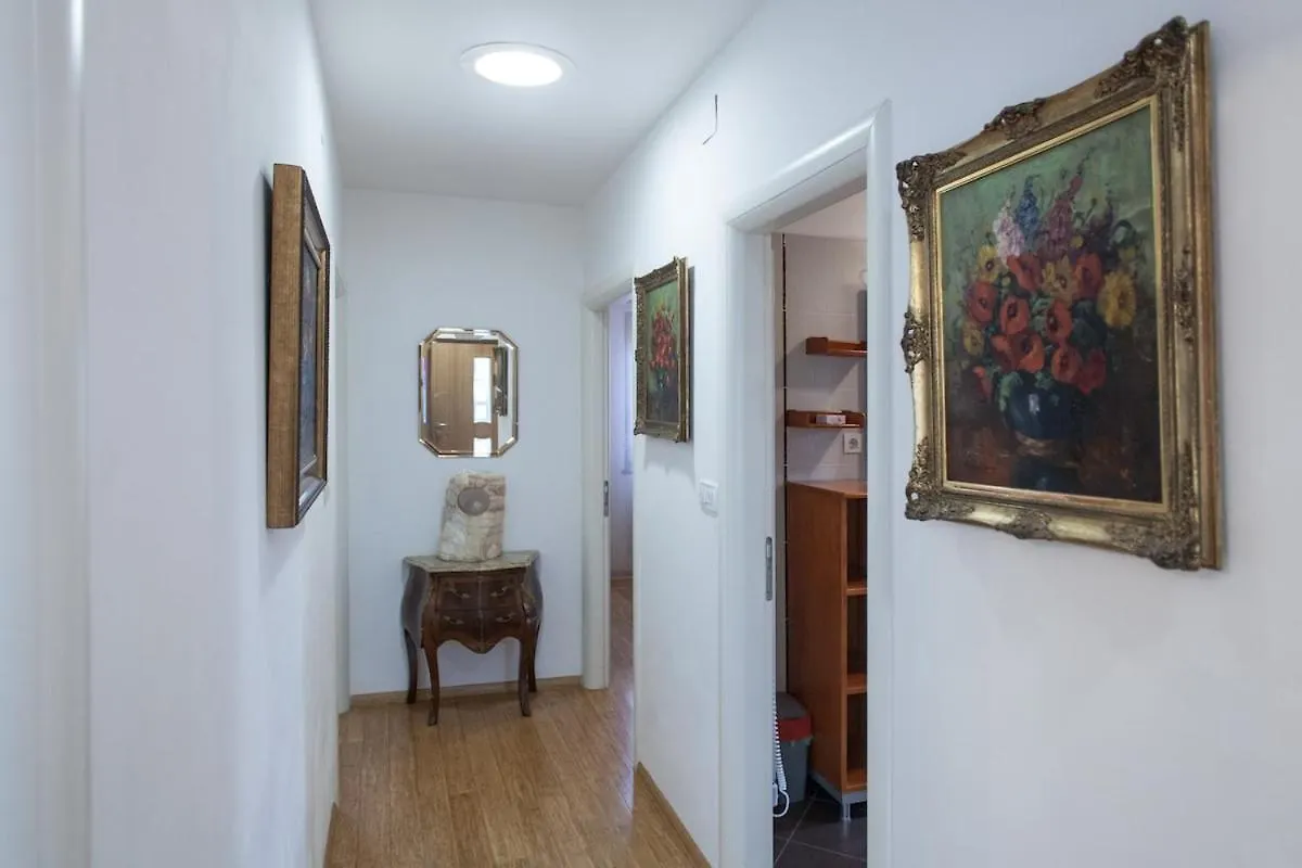 Holiday home House With Pool In Marcana